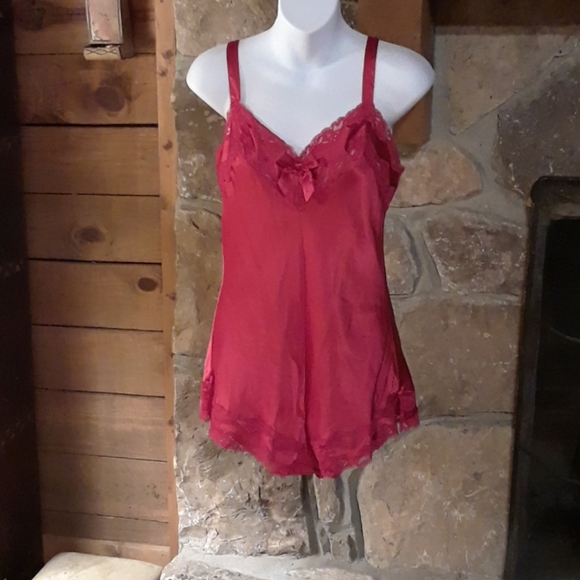 Victoria's Secret Other - Victoria's Secret teddy style romper